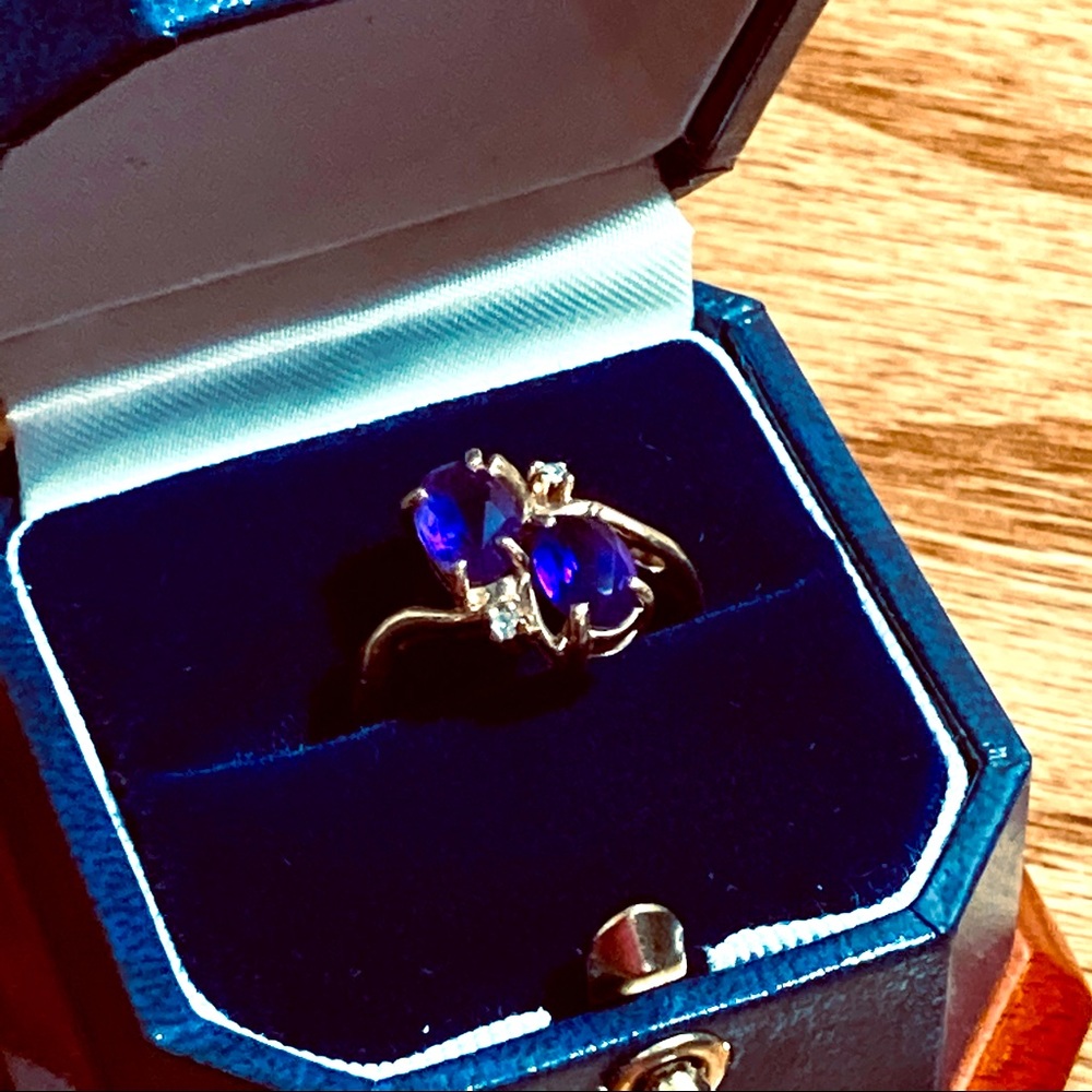 10K Solid Gold Purple Sapphire & Diamond